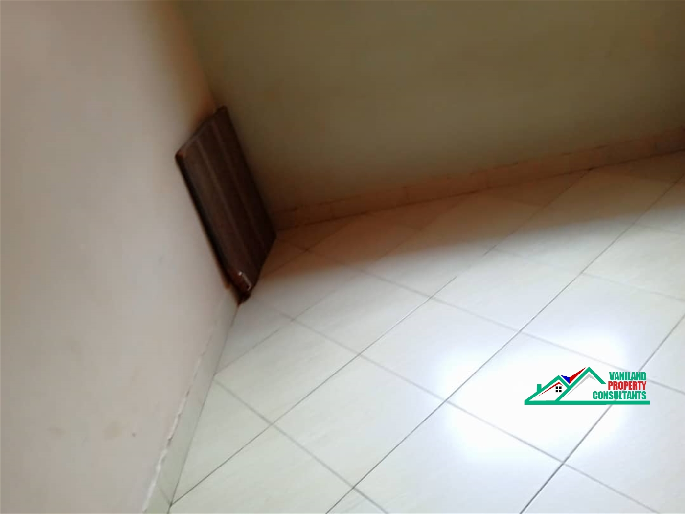 Semi Detached for rent in Kawempe Wakiso