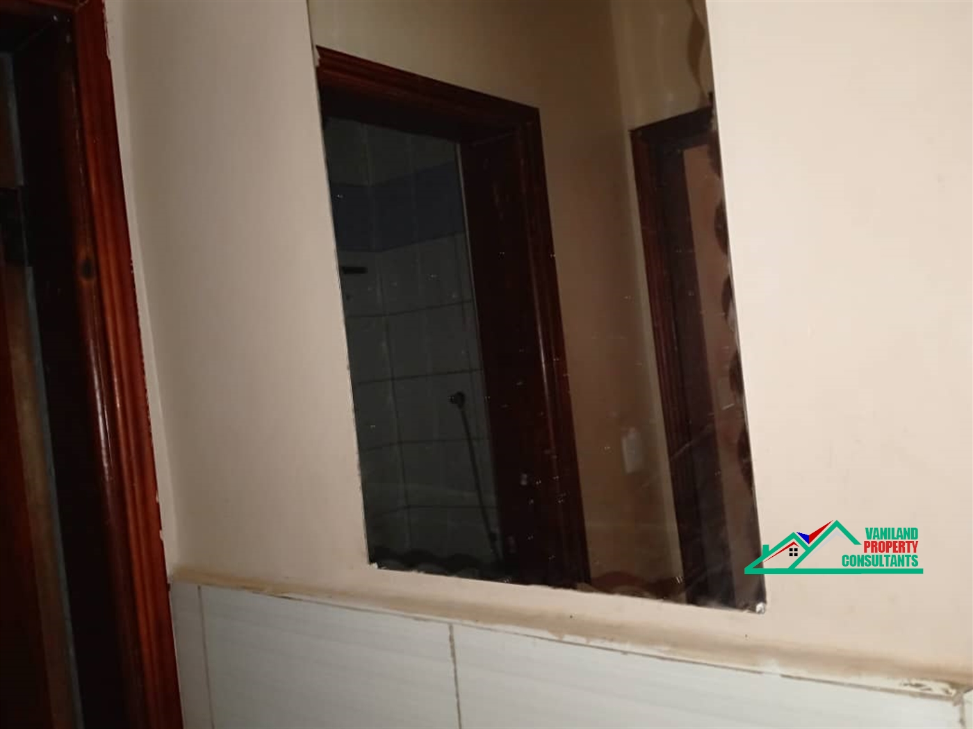 Semi Detached for rent in Kawempe Wakiso