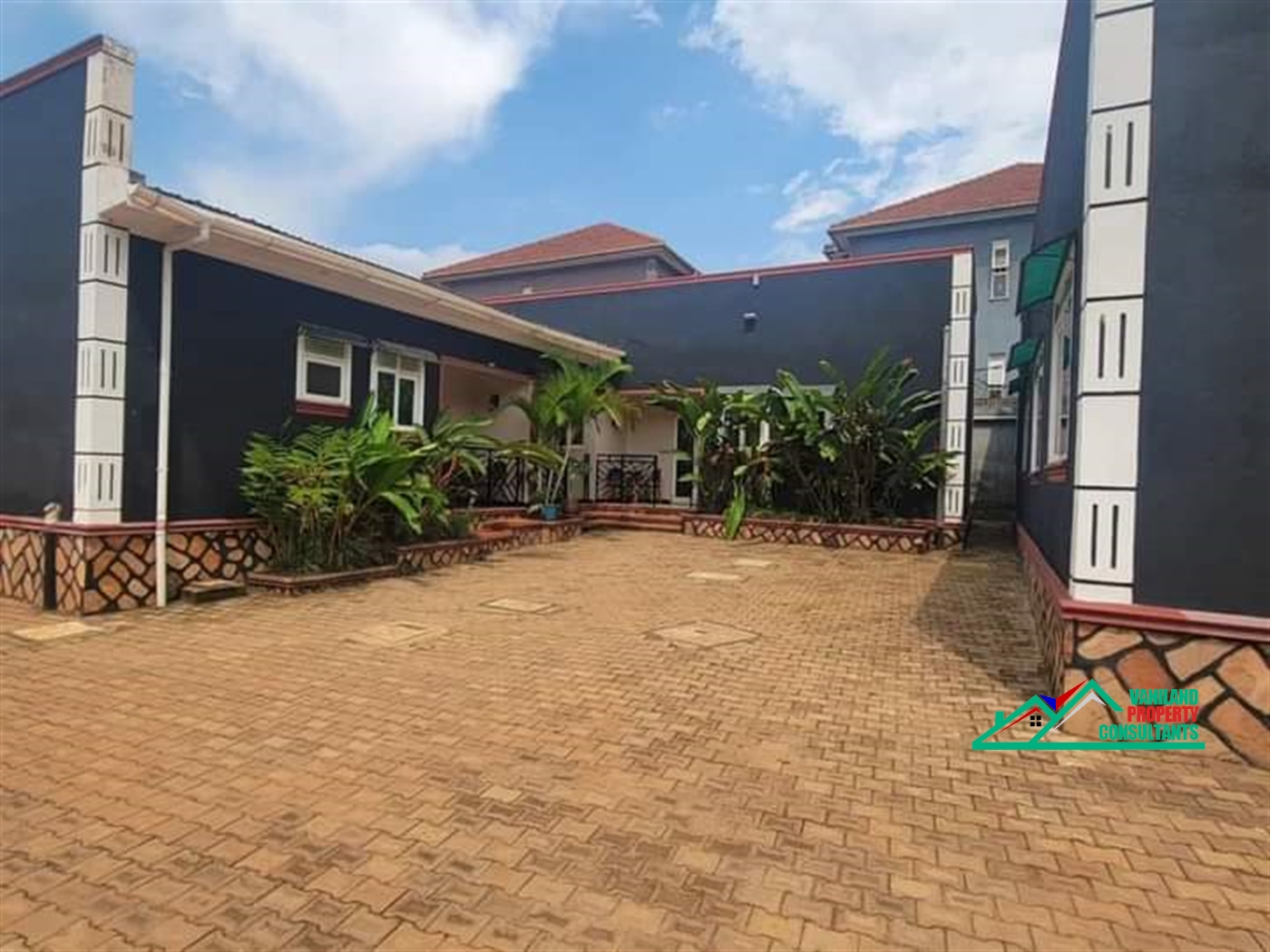 Semi Detached for rent in Kisaasi Kampala