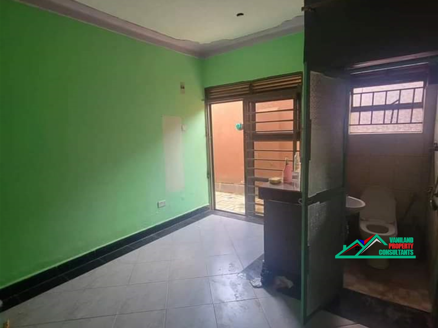 Semi Detached for rent in Kisaasi Kampala