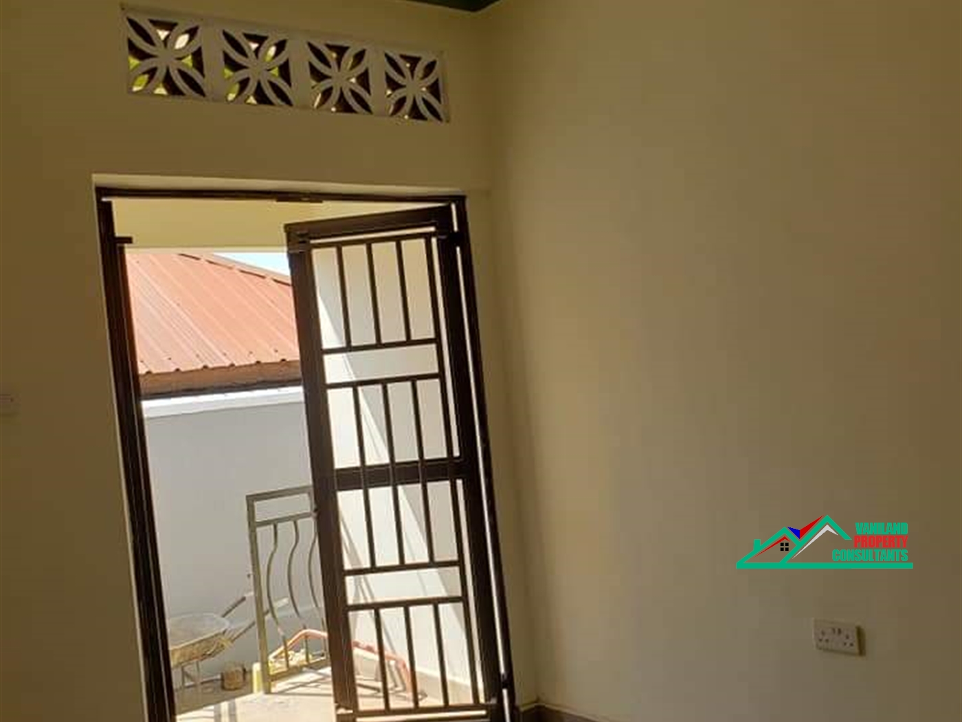 Semi Detached for rent in Mpererwe Wakiso