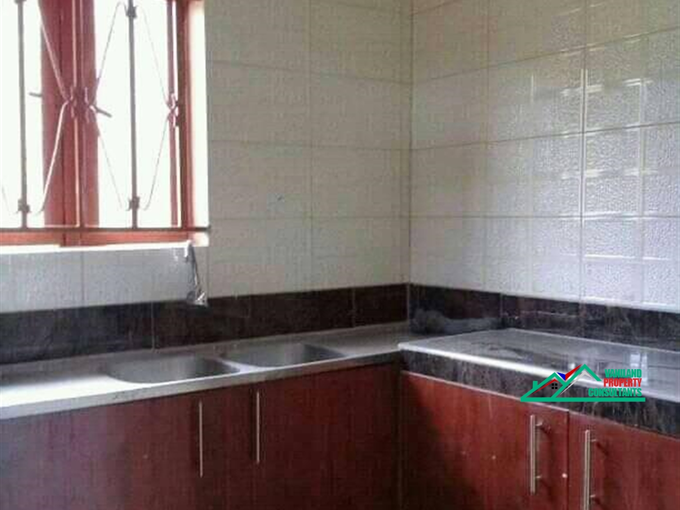 Semi Detached for rent in Mpererwe Wakiso