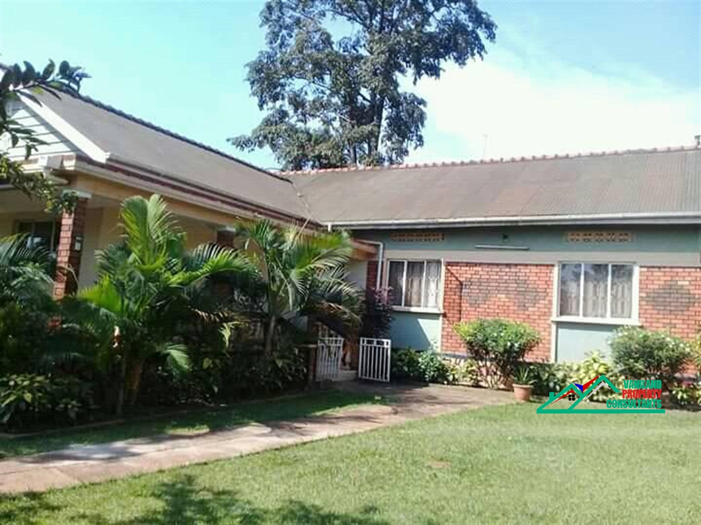 Bungalow for rent in Mpererwe Wakiso