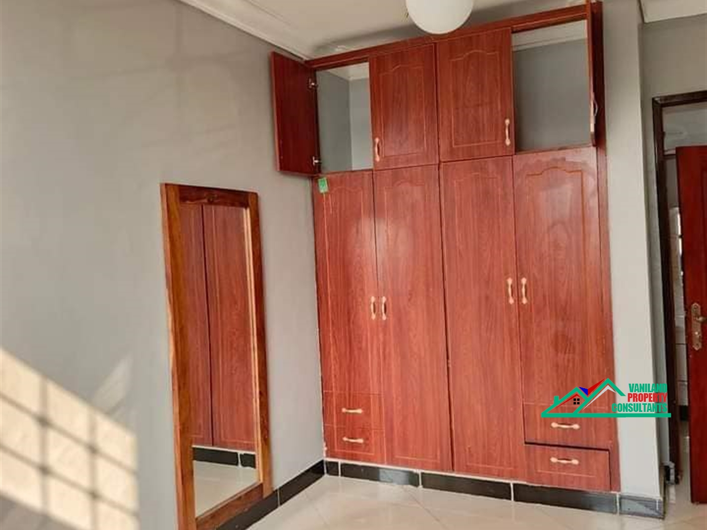 Apartment for rent in Kisaasi Kampala