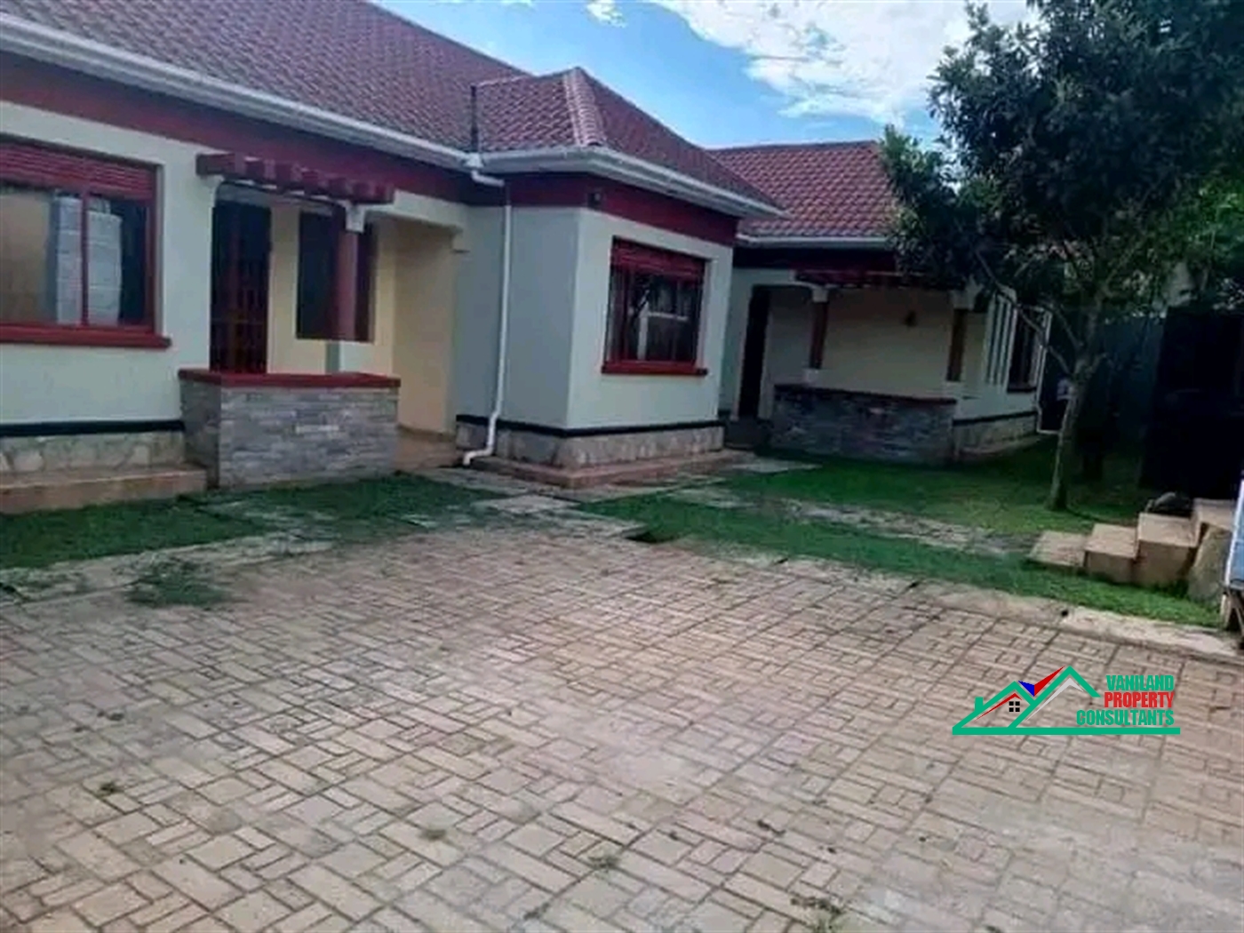 Semi Detached for rent in Bweyogerere Wakiso