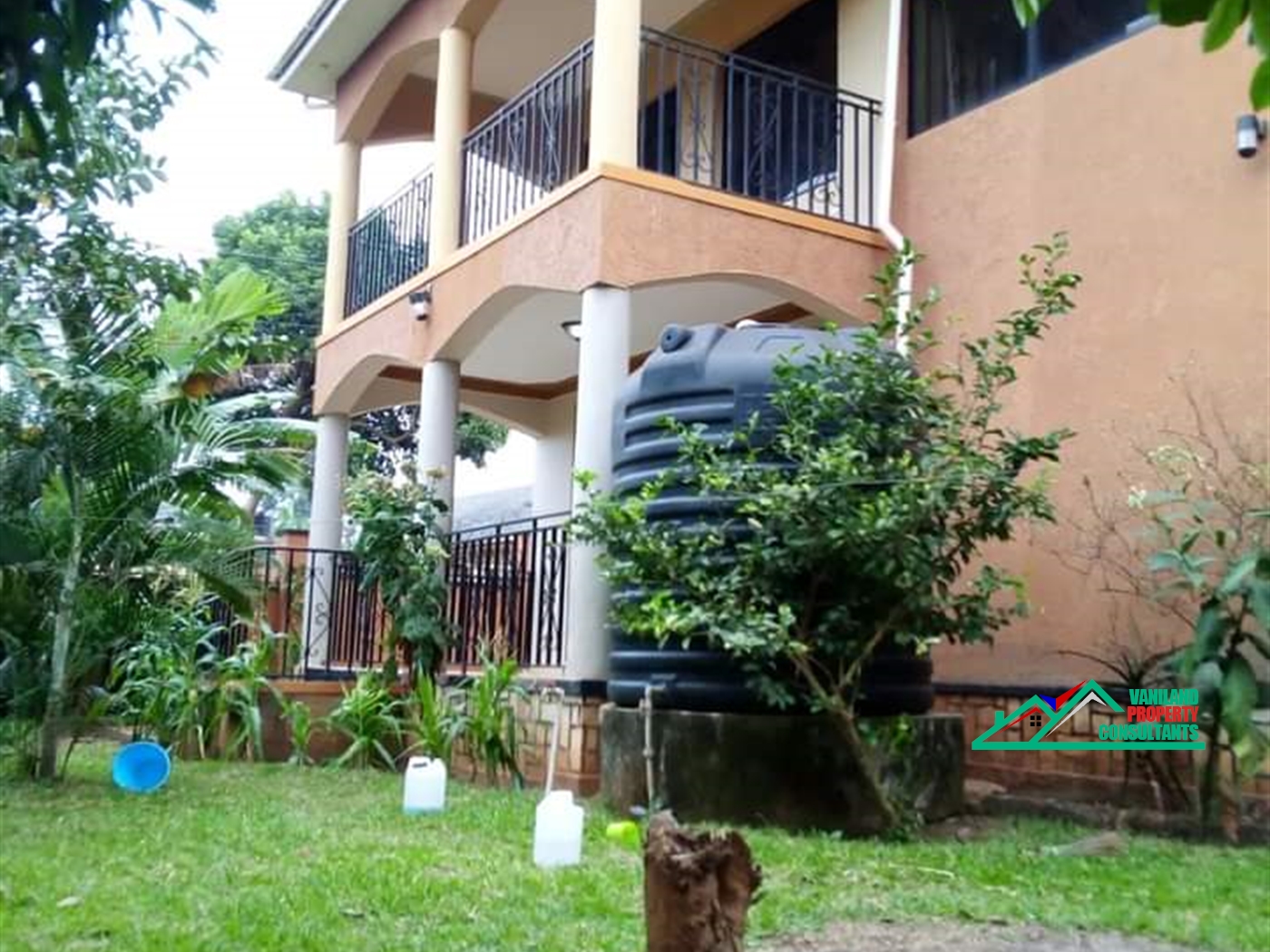 Storeyed house for rent in Namugongo Wakiso