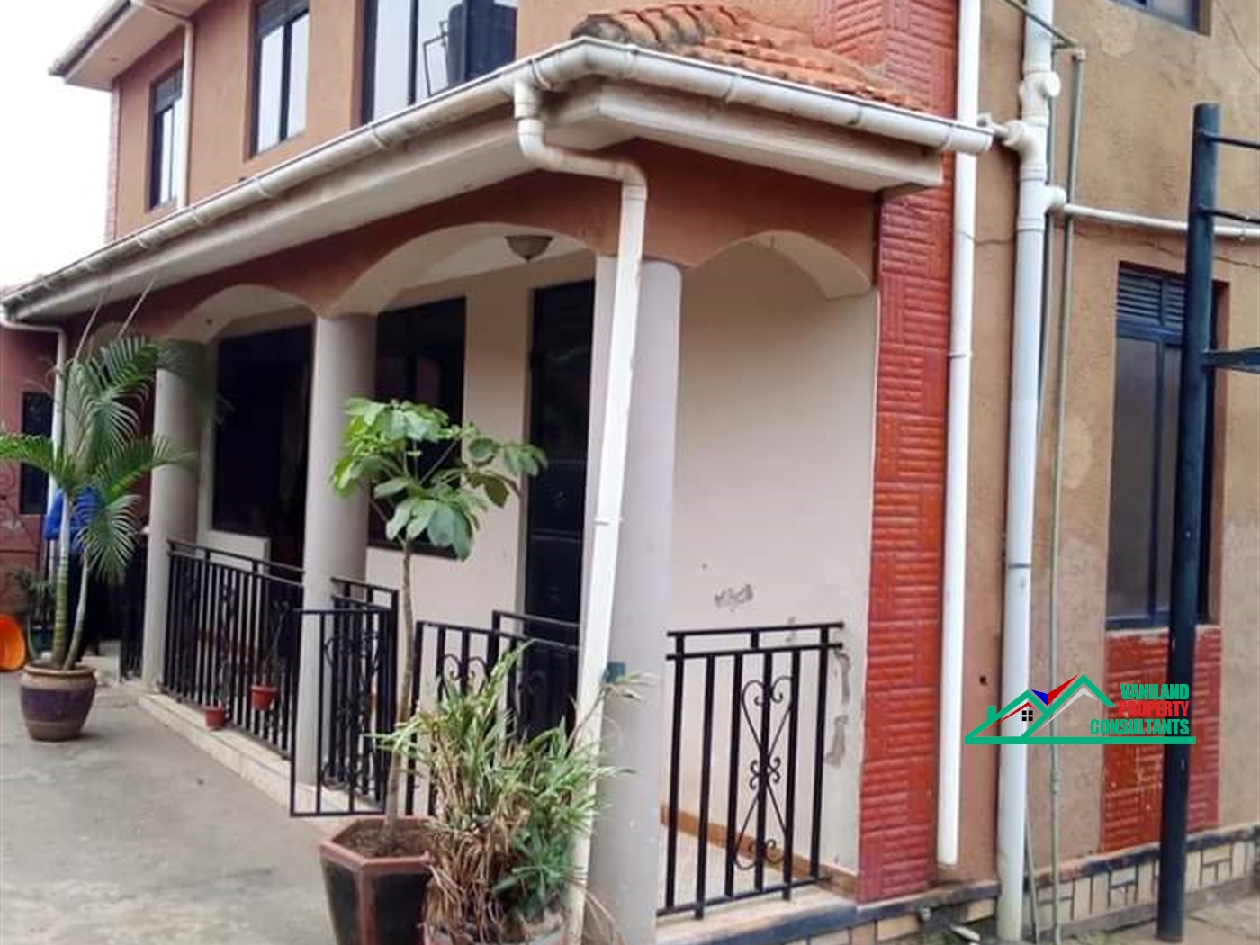 Storeyed house for rent in Namugongo Wakiso