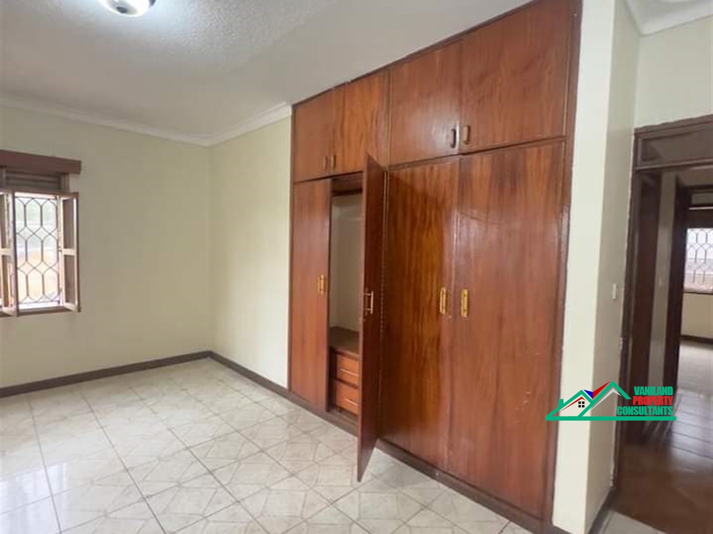 Bungalow for rent in Naguru Kampala