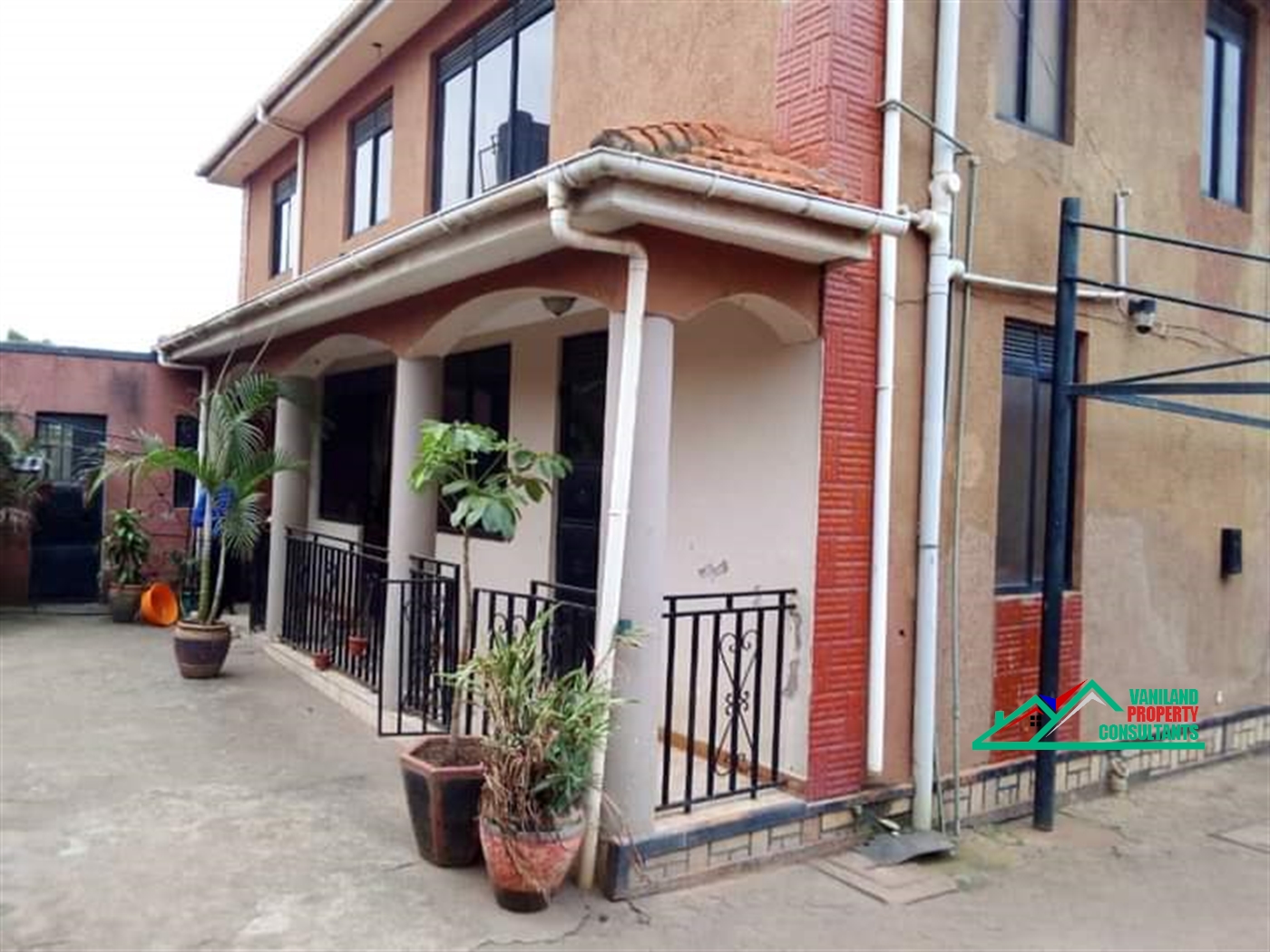 Storeyed house for rent in Namugongo Wakiso