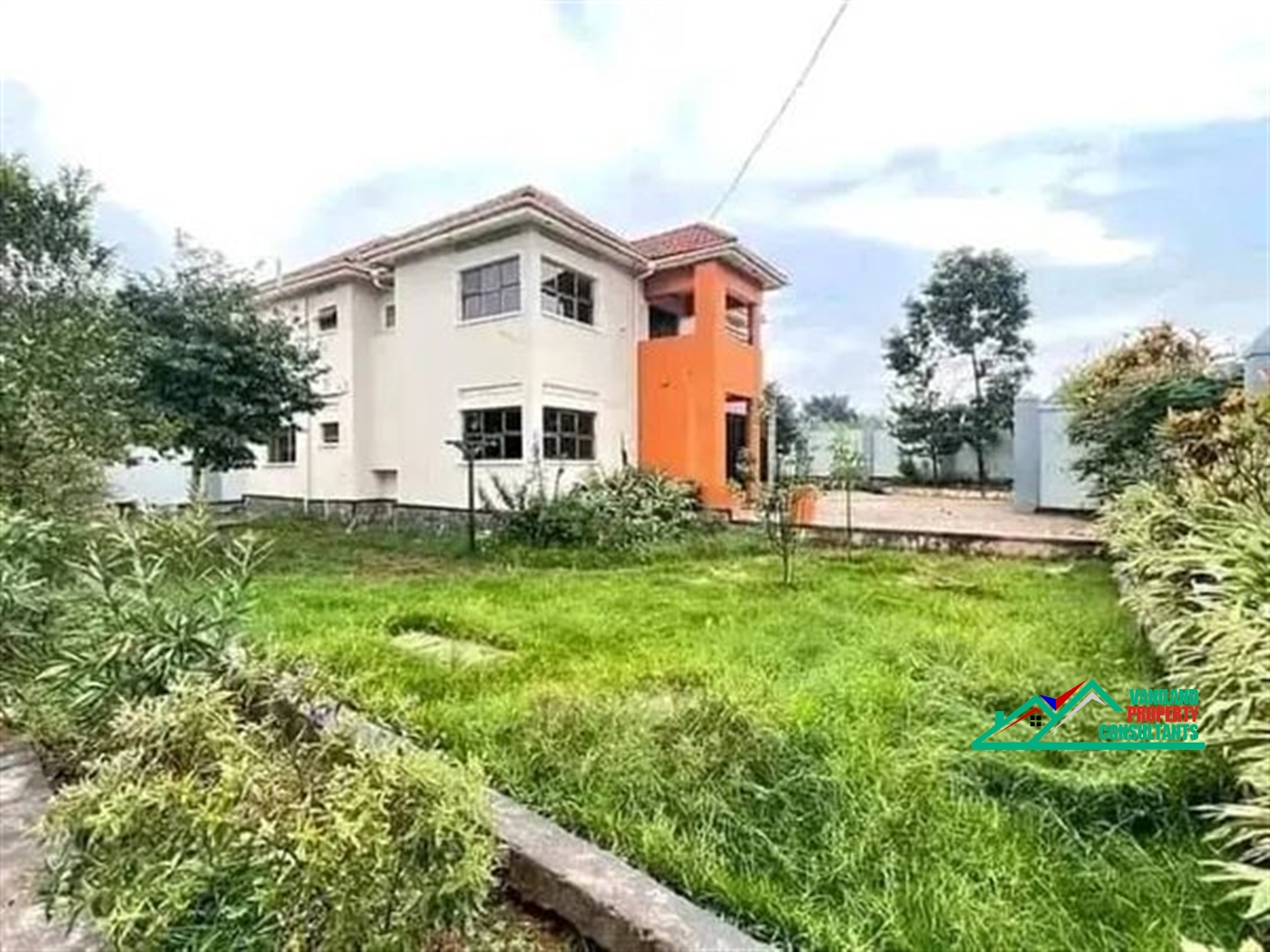 Storeyed house for rent in Gayaza Wakiso