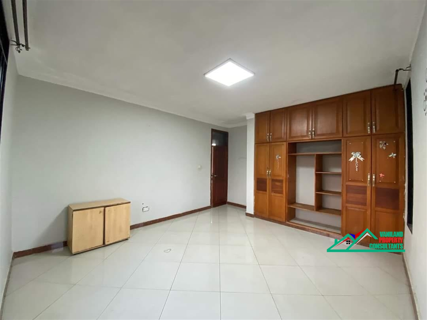 Apartment for rent in Kisaasi Kampala