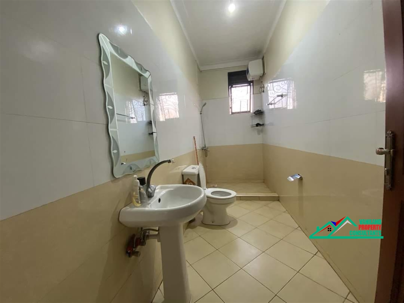 Apartment for rent in Kisaasi Kampala