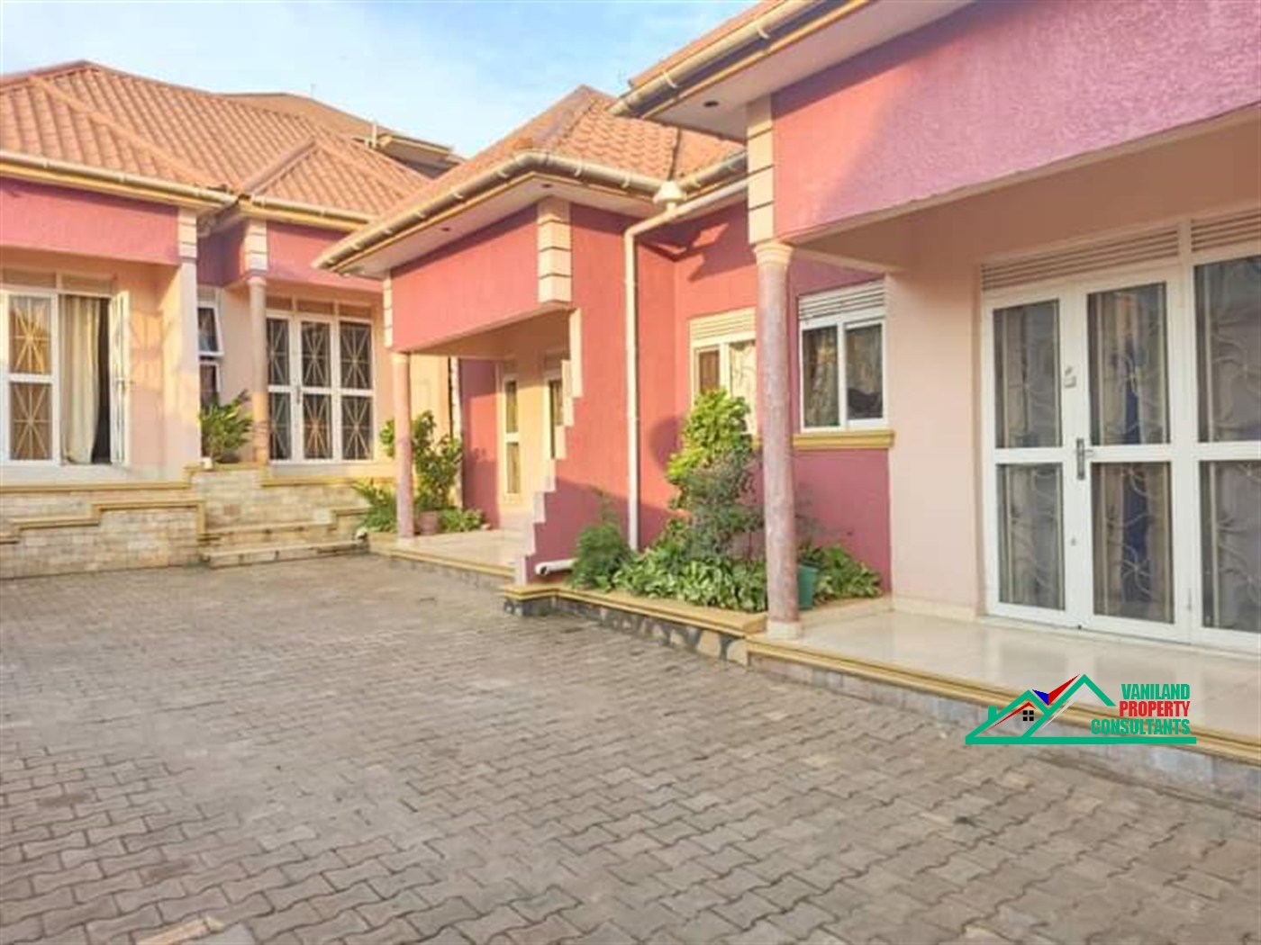 Semi Detached for rent in Kiwaatule Wakiso