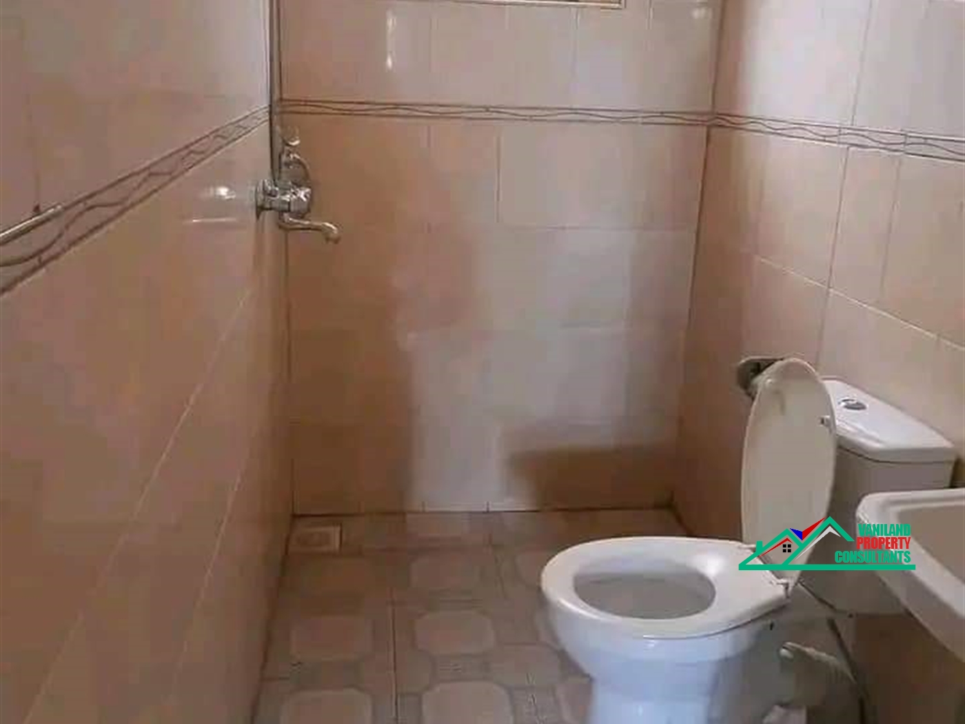 Semi Detached for rent in Mutungo Kampala