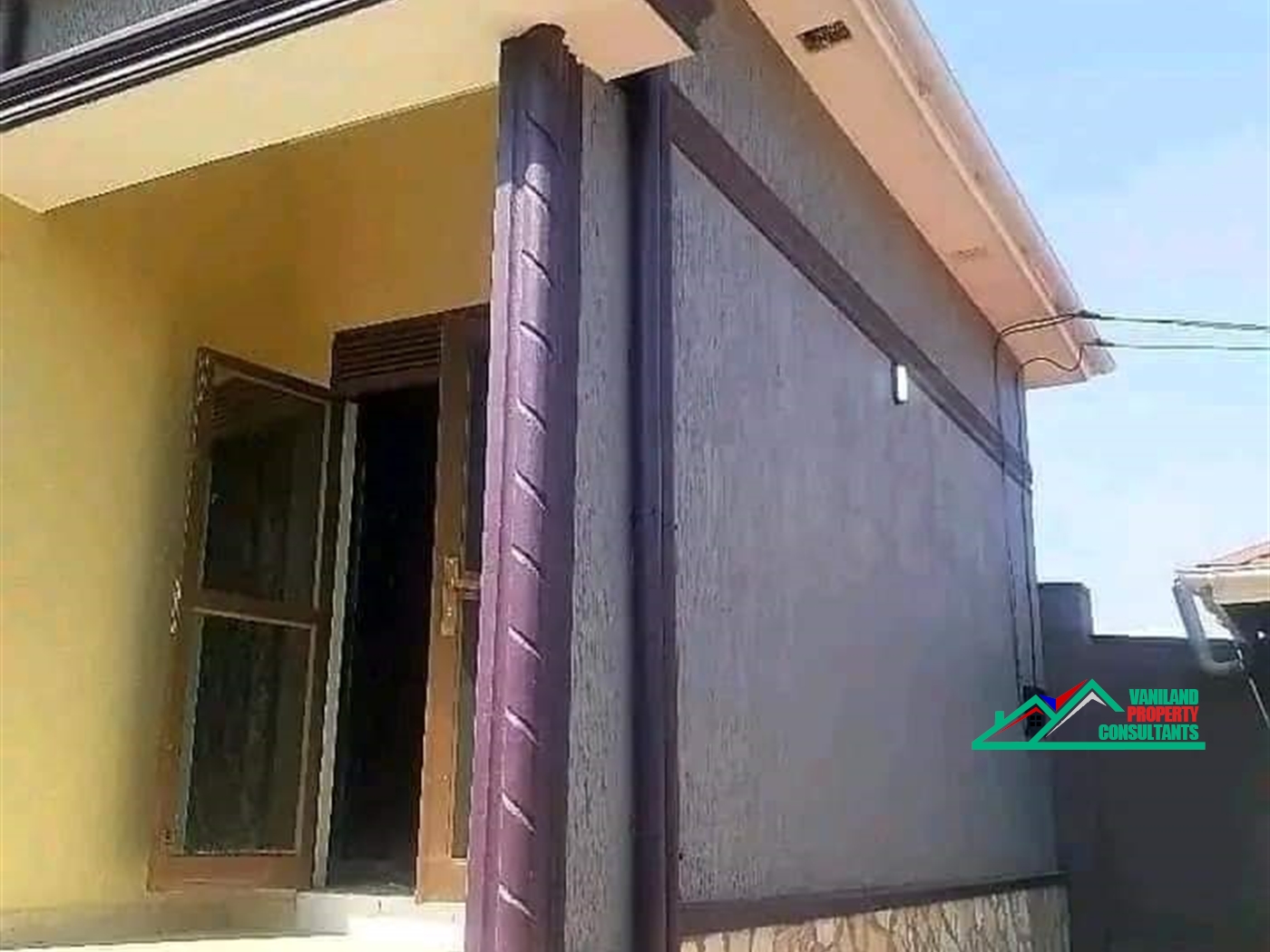 Semi Detached for rent in Mutungo Kampala