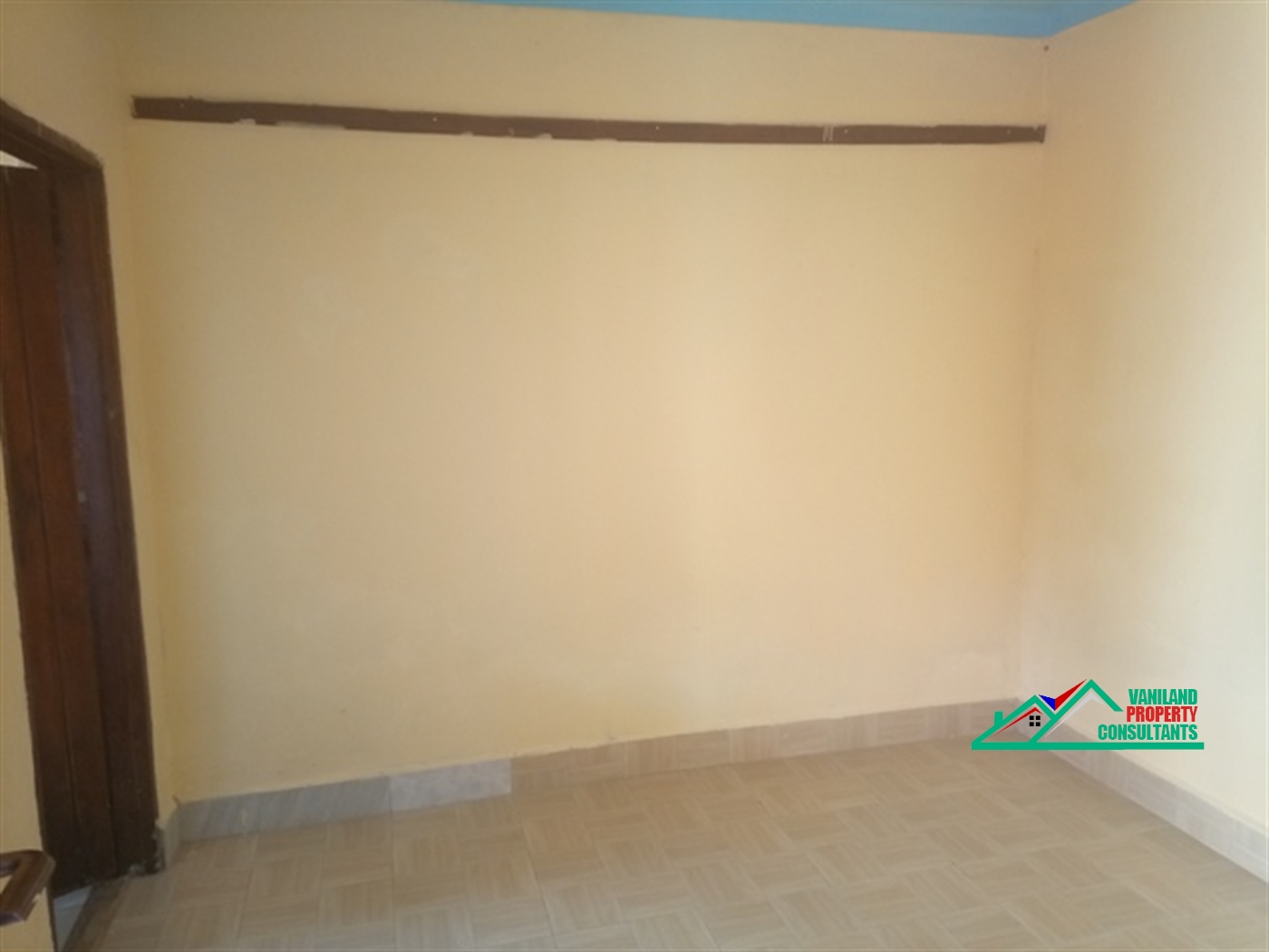 Semi Detached for rent in Mutungo Kampala