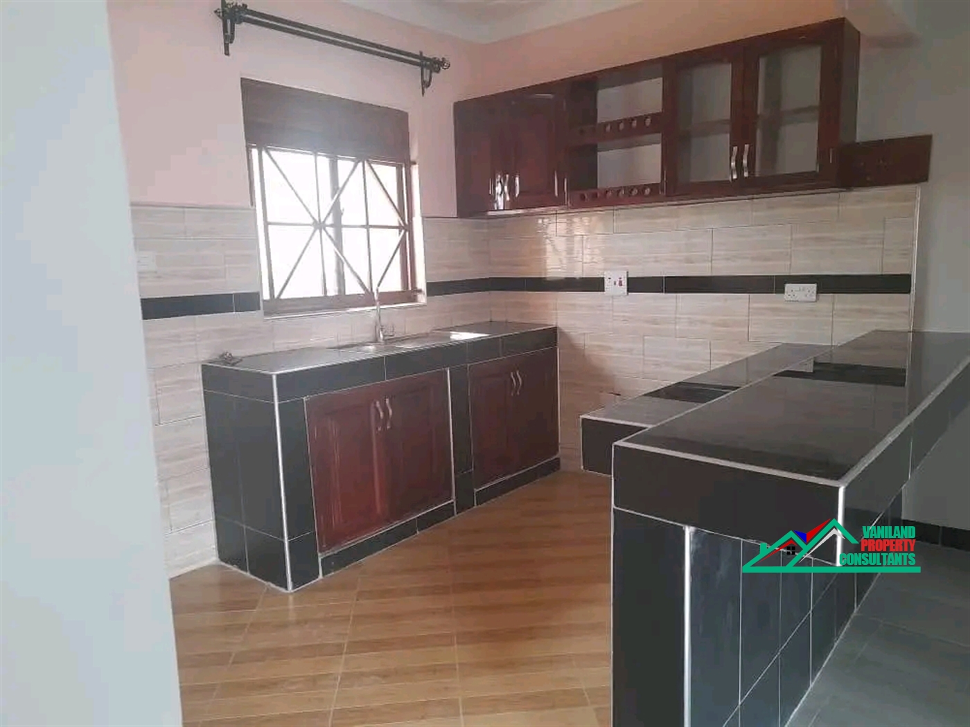 Semi Detached for rent in Mutungo Kampala