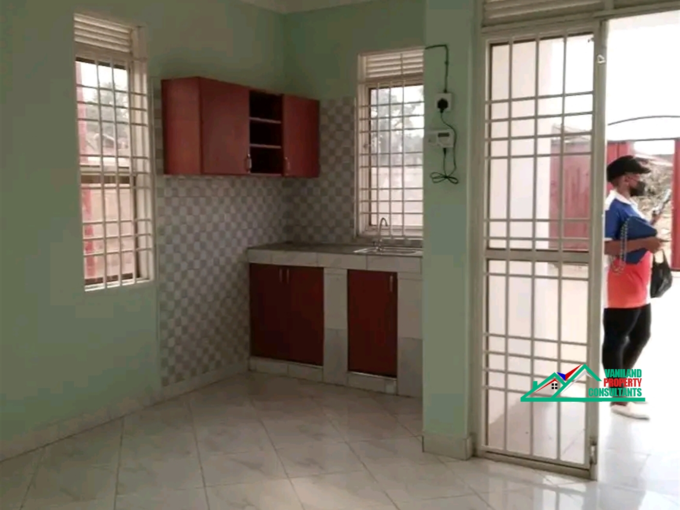 Semi Detached for rent in Mutungo Kampala