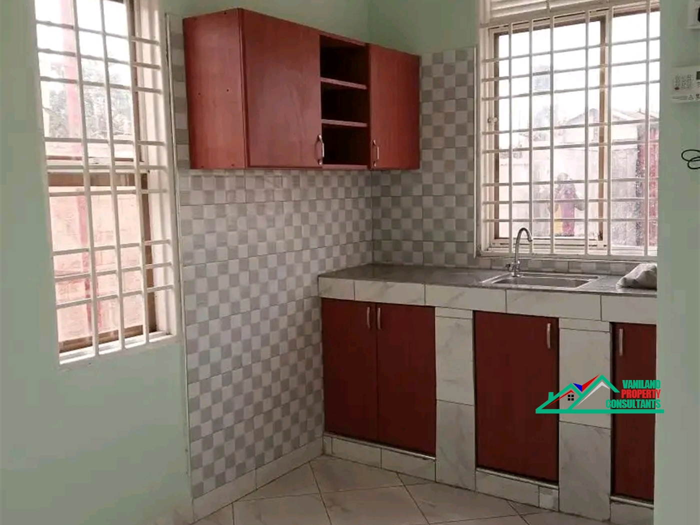 Semi Detached for rent in Mutungo Kampala