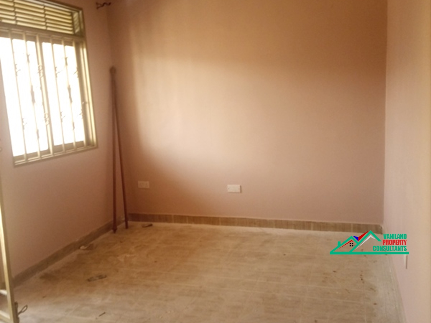 Semi Detached for rent in Mutungo Kampala