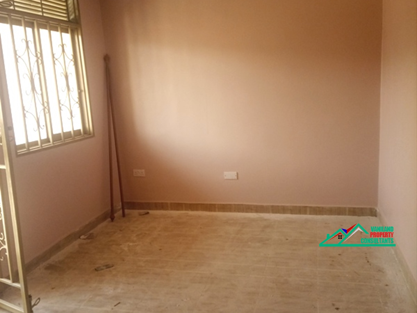 Semi Detached for rent in Mutungo Kampala