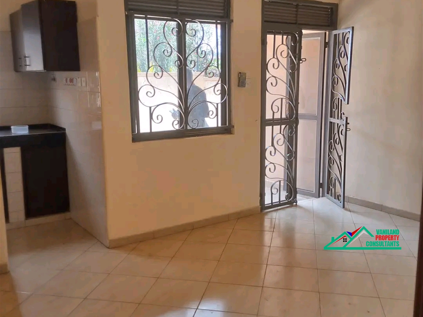 Semi Detached for rent in Mbuya Kampala