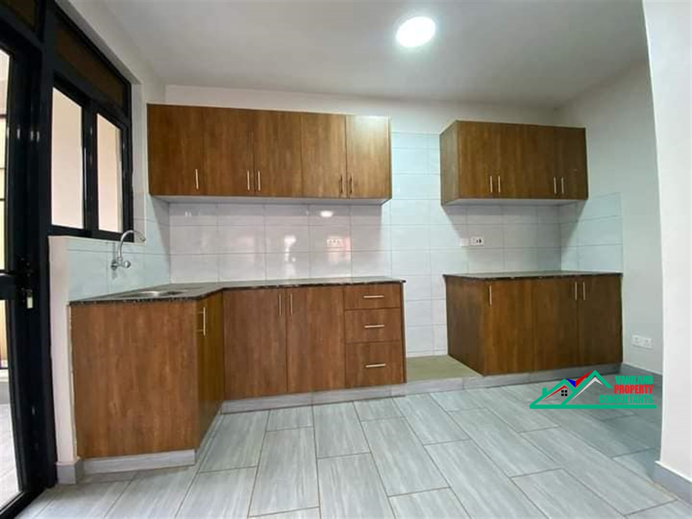 Apartment for rent in Kisaasi Kampala