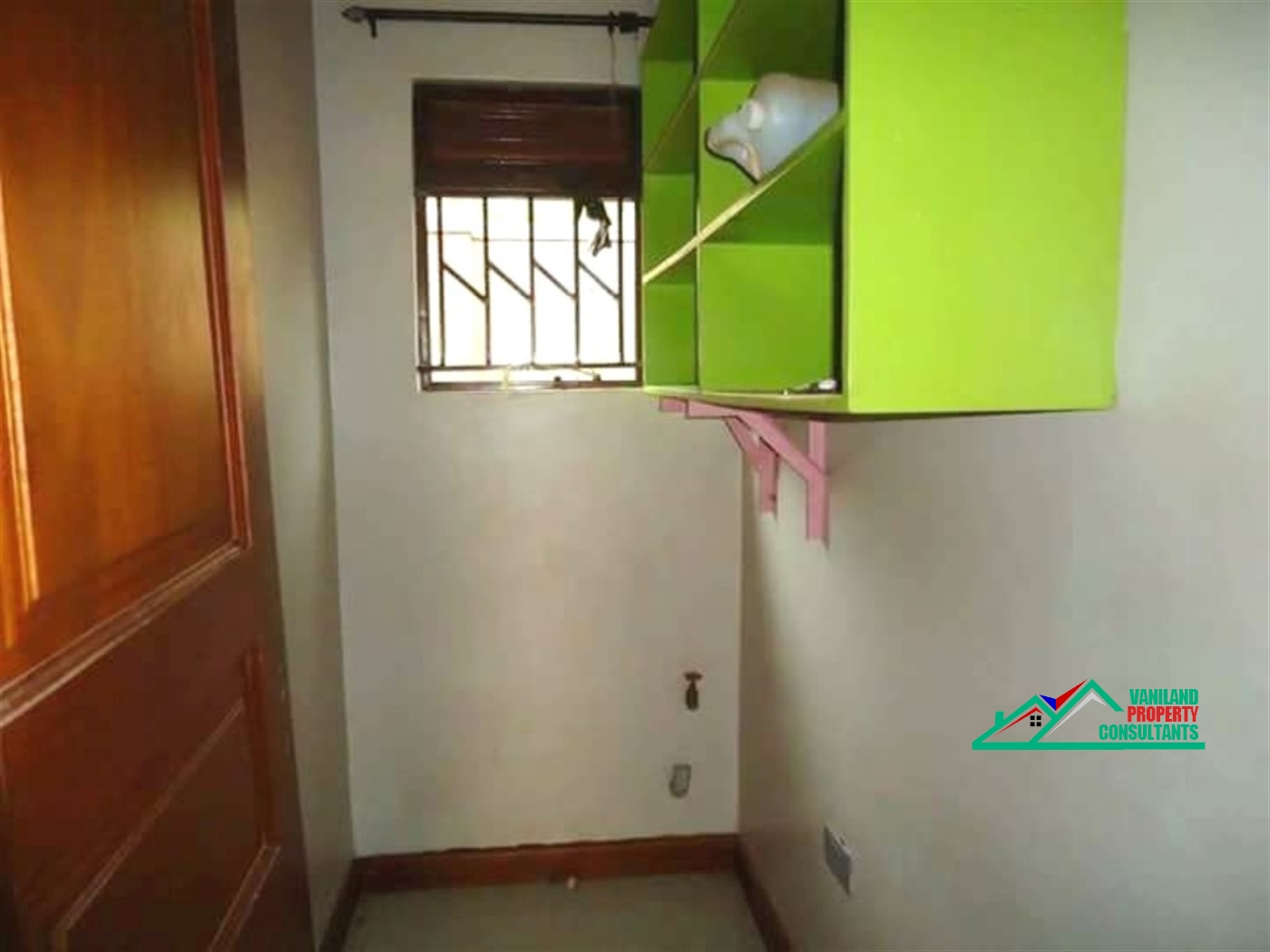 Semi Detached for rent in Kisaasi Kampala