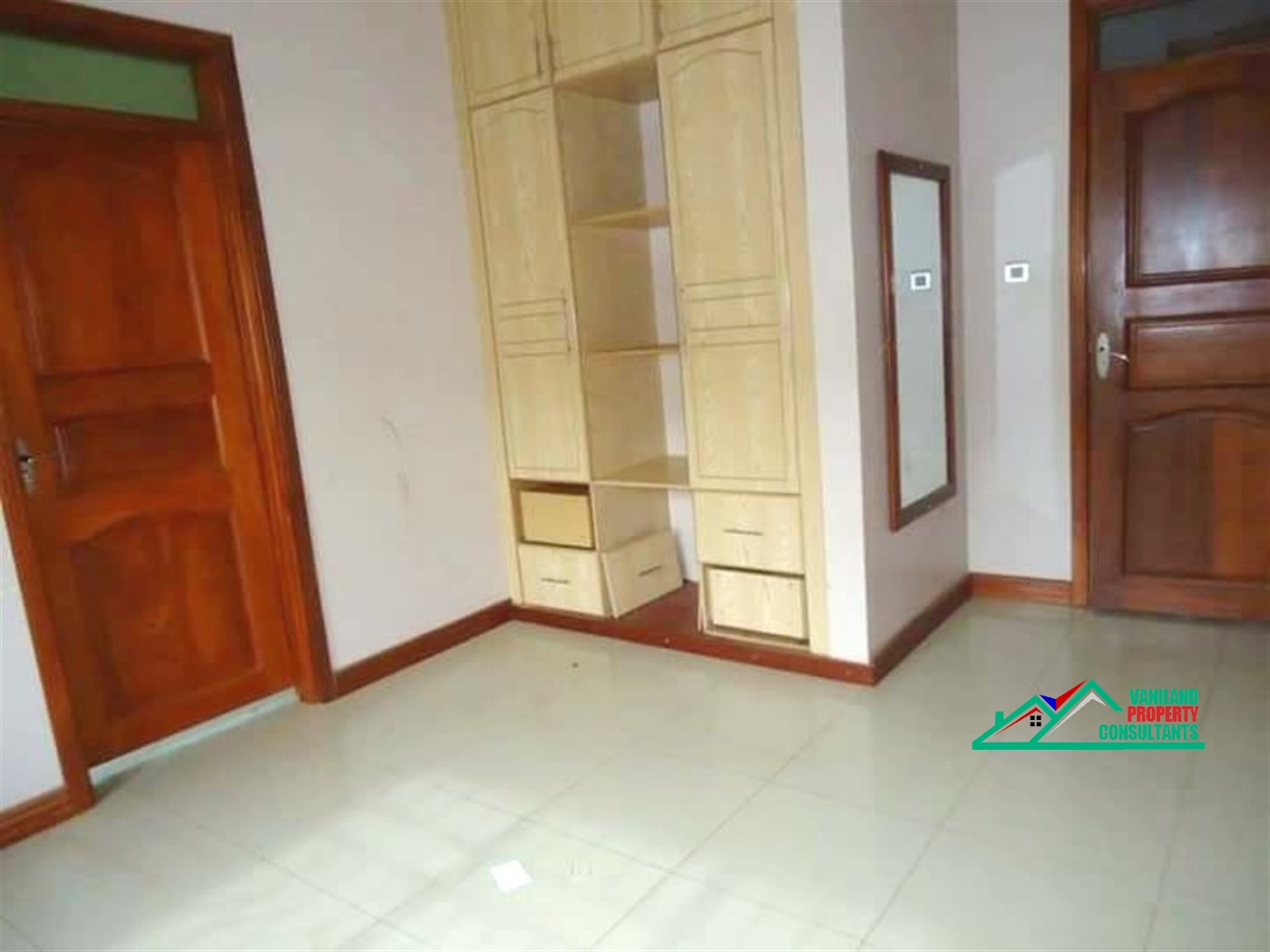 Semi Detached for rent in Kisaasi Kampala