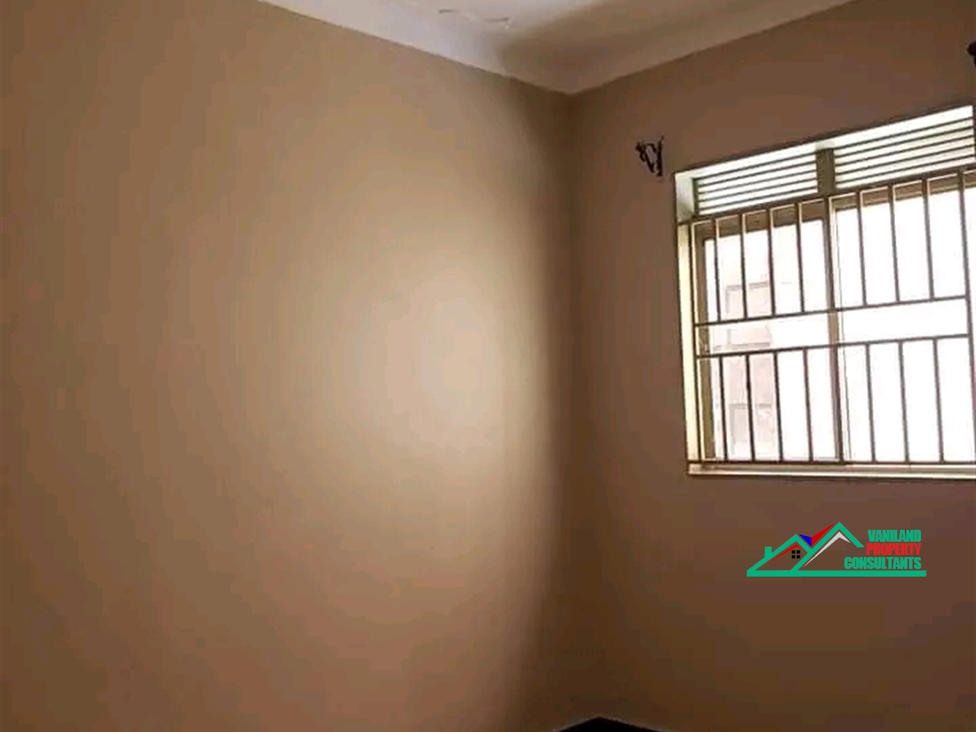 Semi Detached for rent in Mutungo Kampala