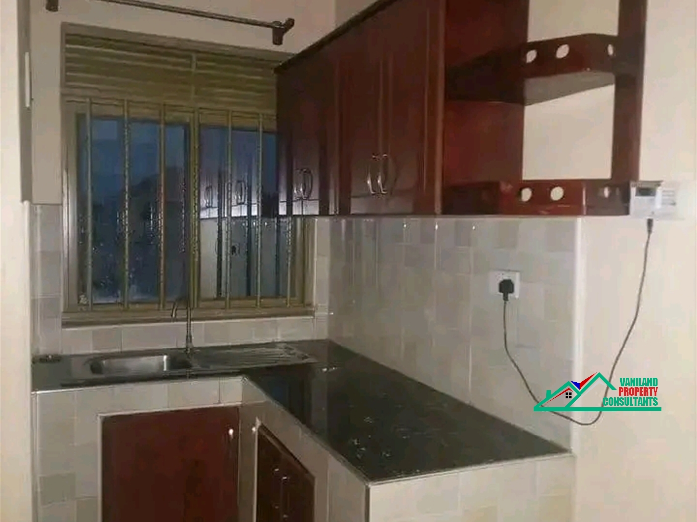 Semi Detached for rent in Mutungo Kampala