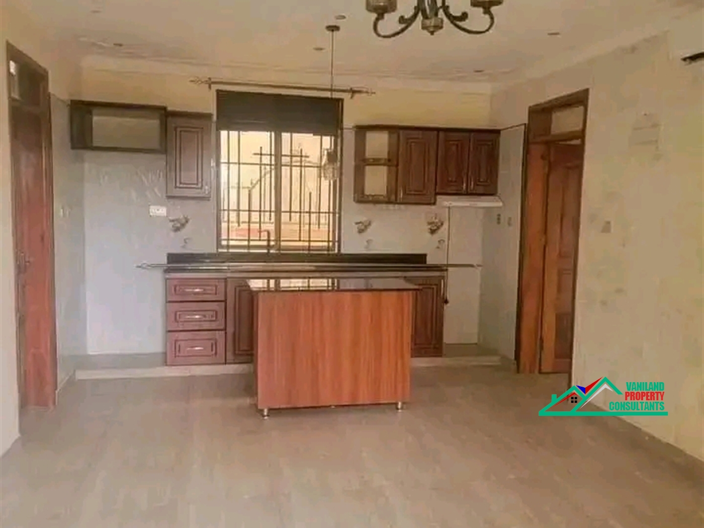 Semi Detached for rent in Mbuyaa Kampala