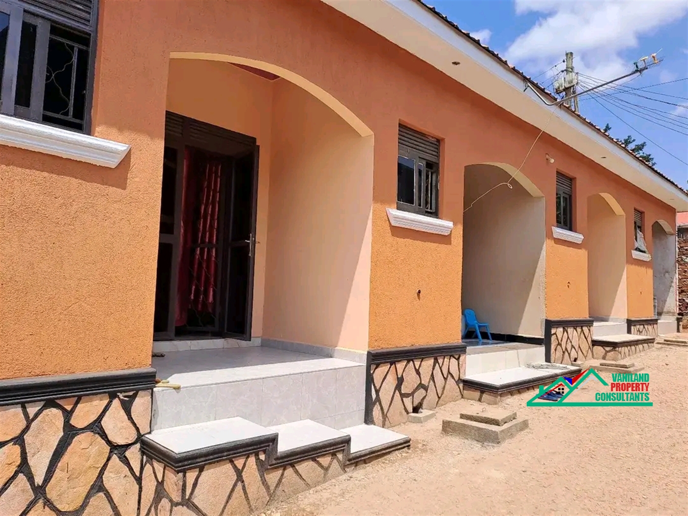 Semi Detached for rent in Mutungo Kampala