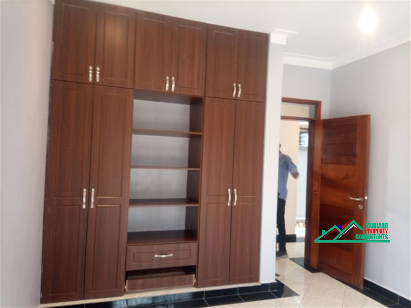 Apartment for rent in Kisaasi Kampala