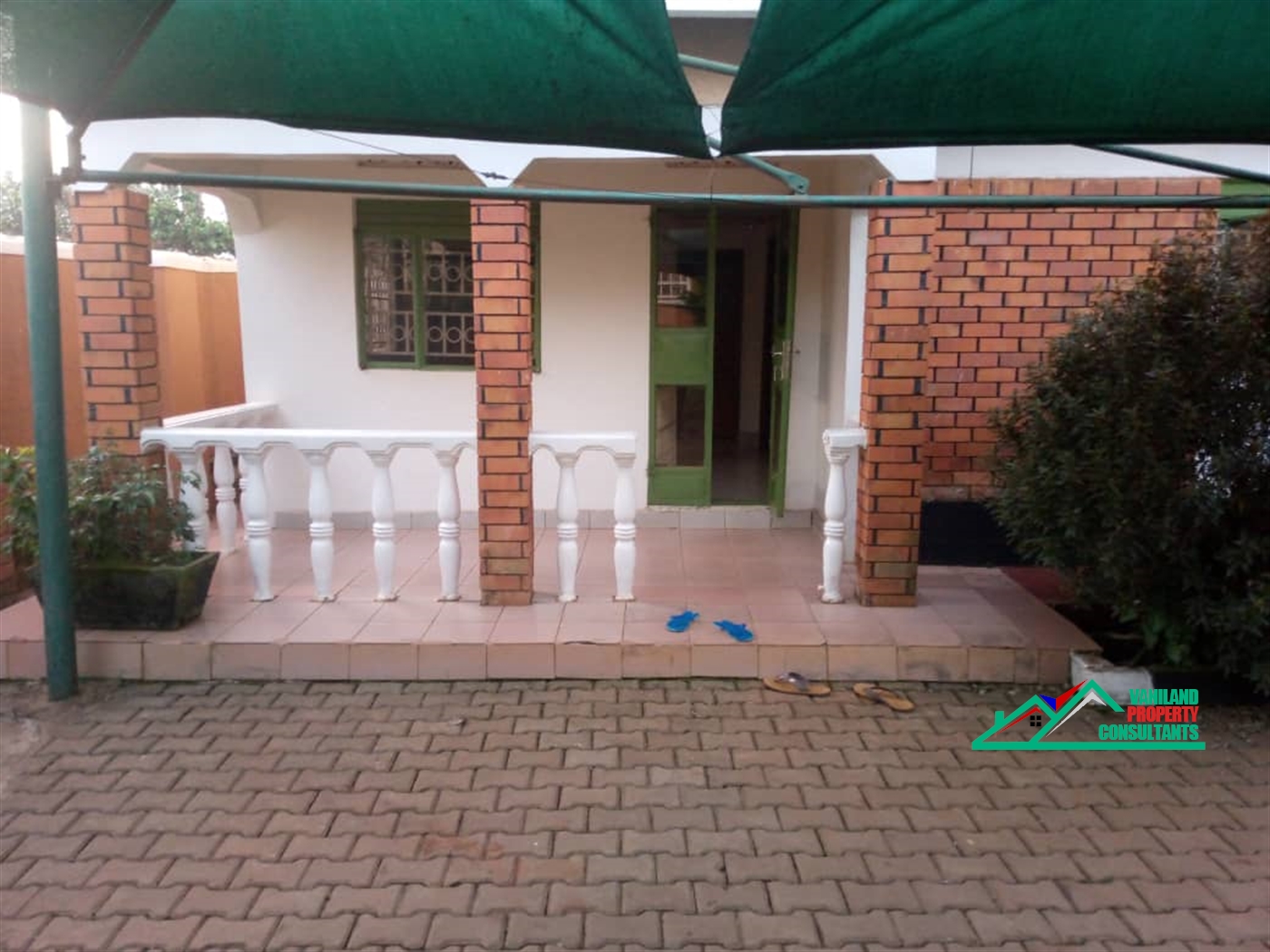 Bungalow for sale in Mutungo Kampala