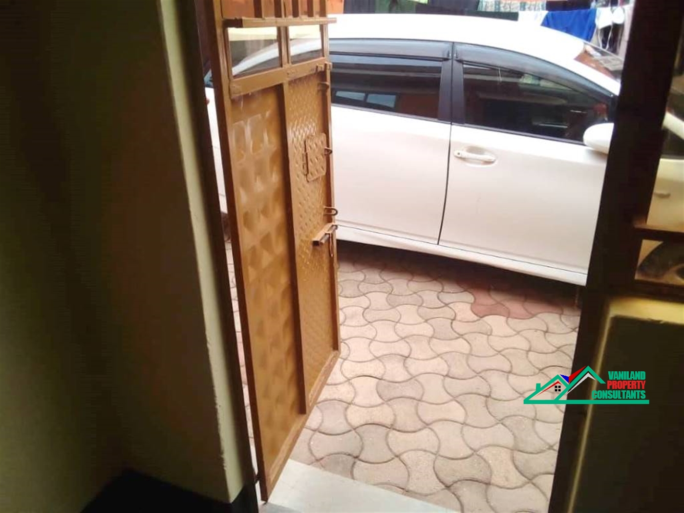 Semi Detached for rent in Kawempe Kampala