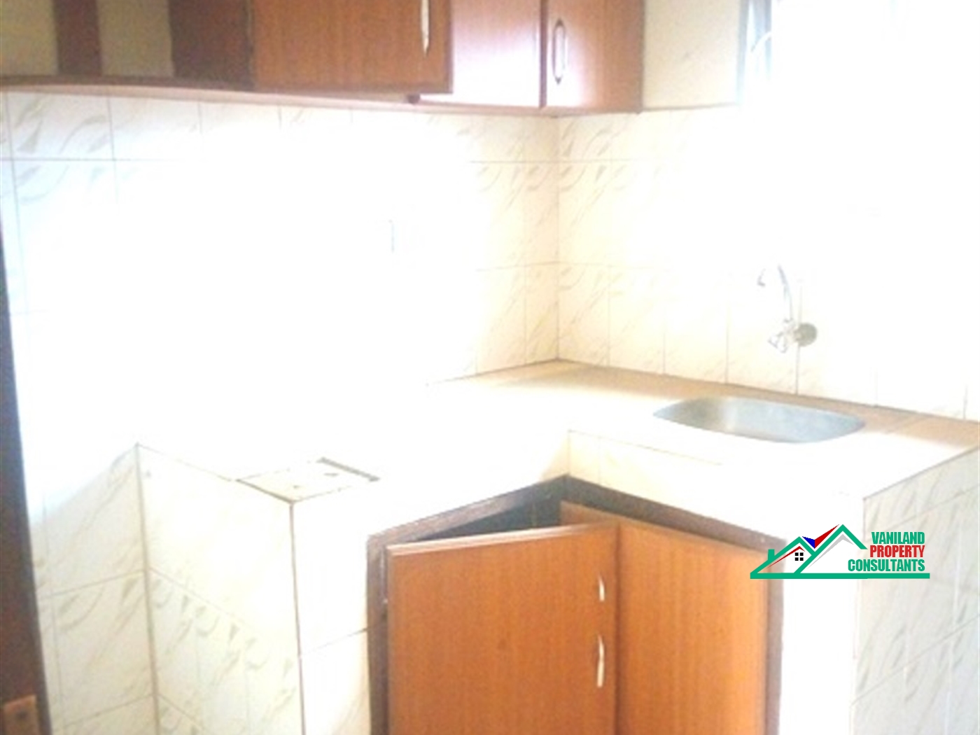 Semi Detached for rent in Kisaasi Kampala