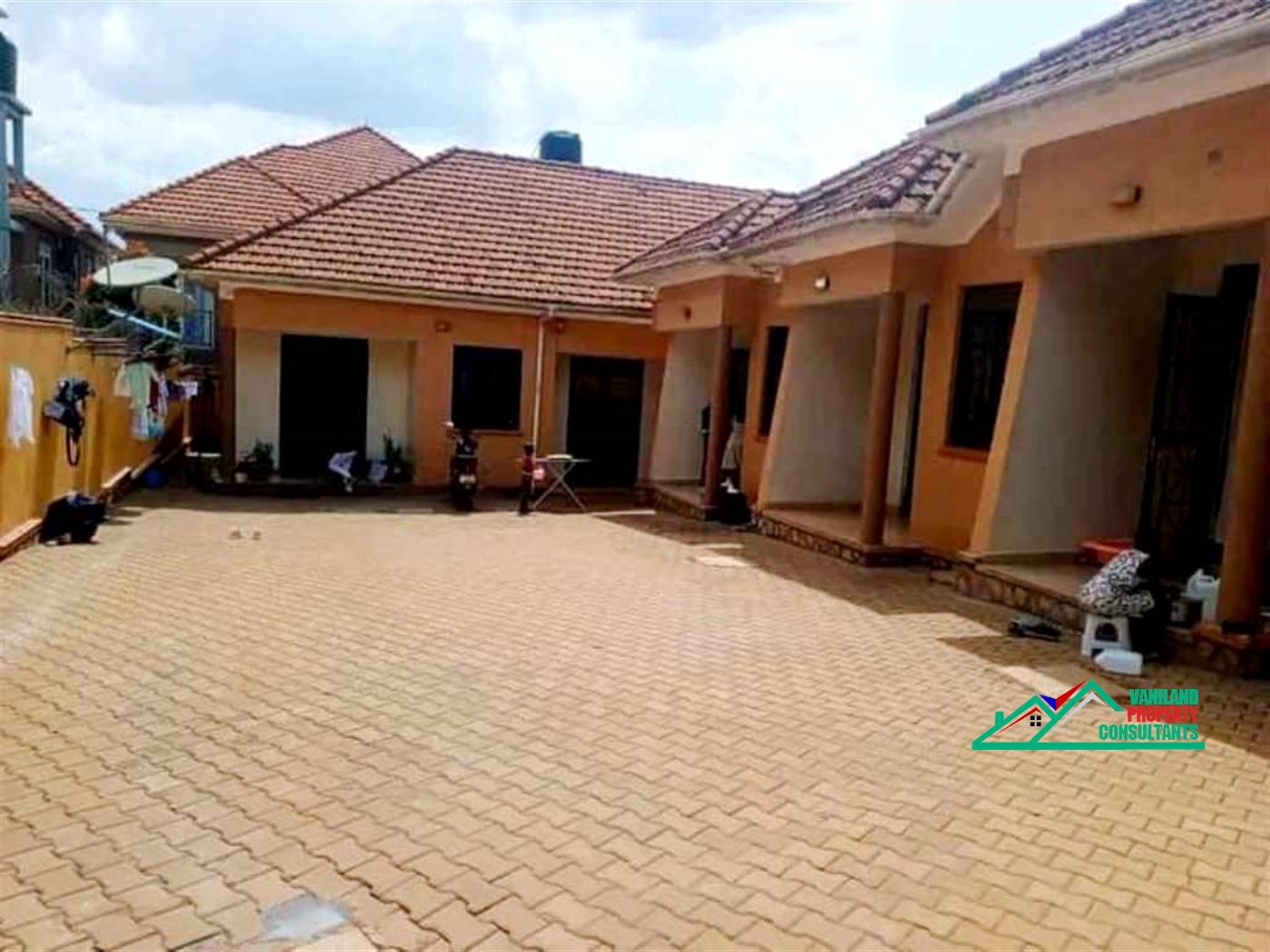 Semi Detached for rent in Kisaasi Kampala