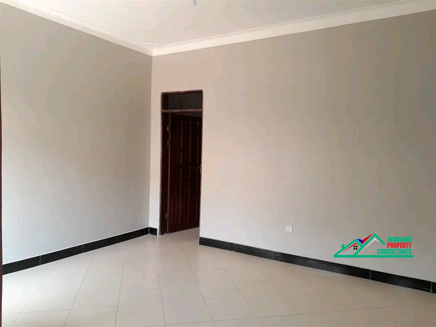 Semi Detached for rent in Mutungo Kampala