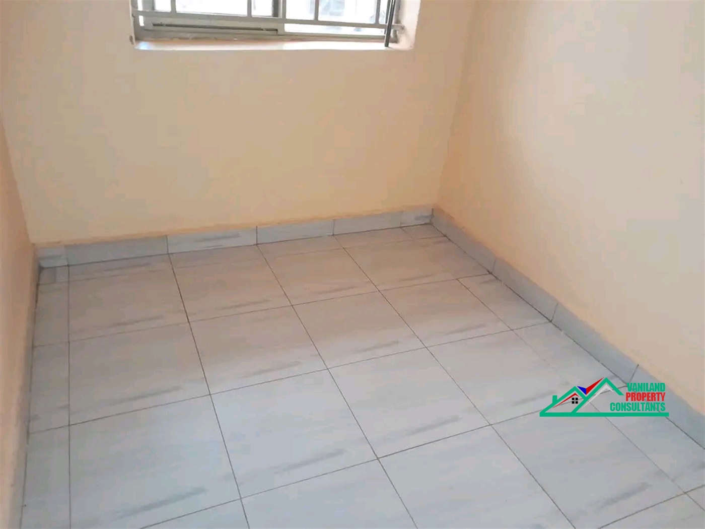 Semi Detached for rent in Mutungo Kampala