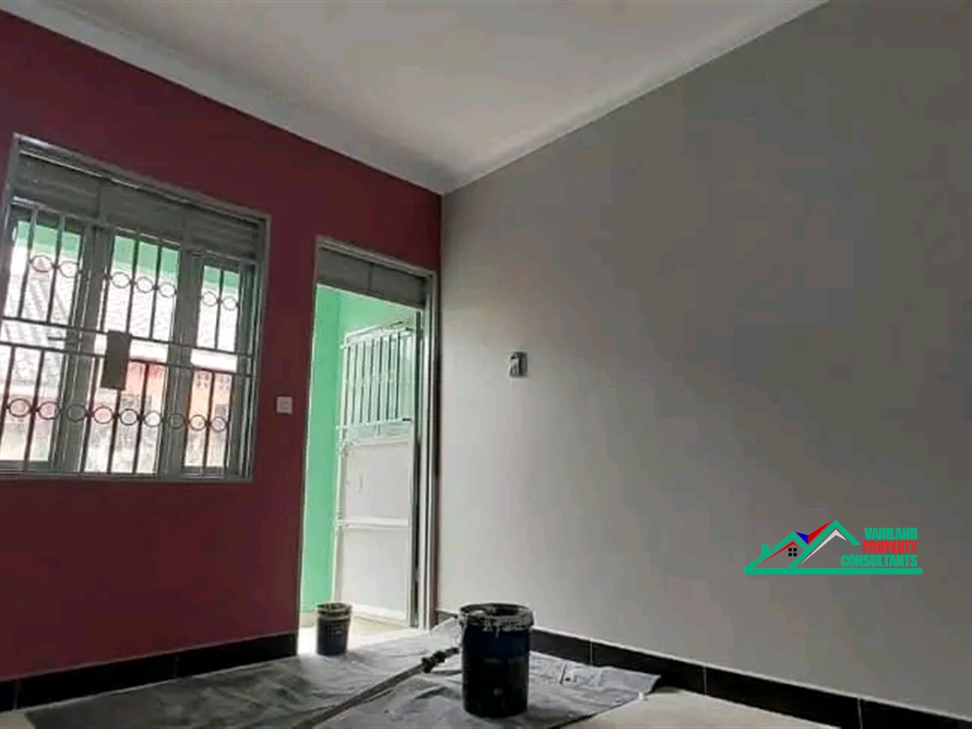 Semi Detached for rent in Mutungo Kampala