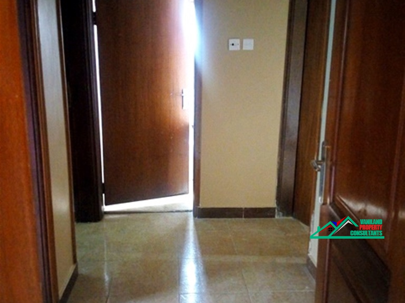 Semi Detached for rent in Kulambilo Kampala