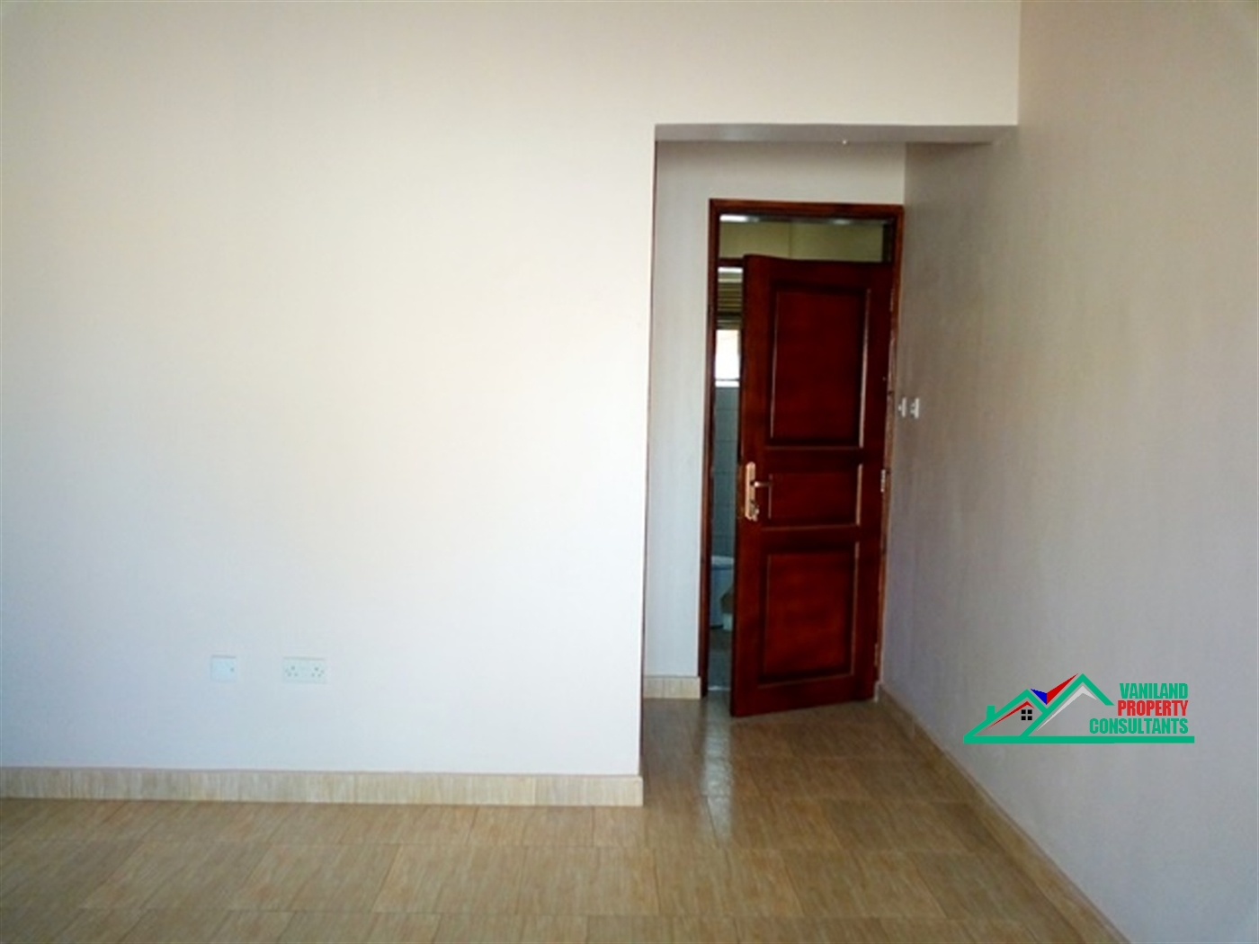 Semi Detached for rent in Kulambilo Kampala