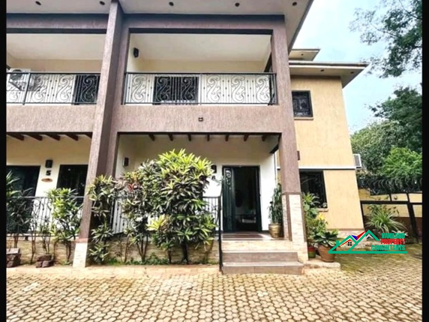 Duplex for rent in Naguru Kampala