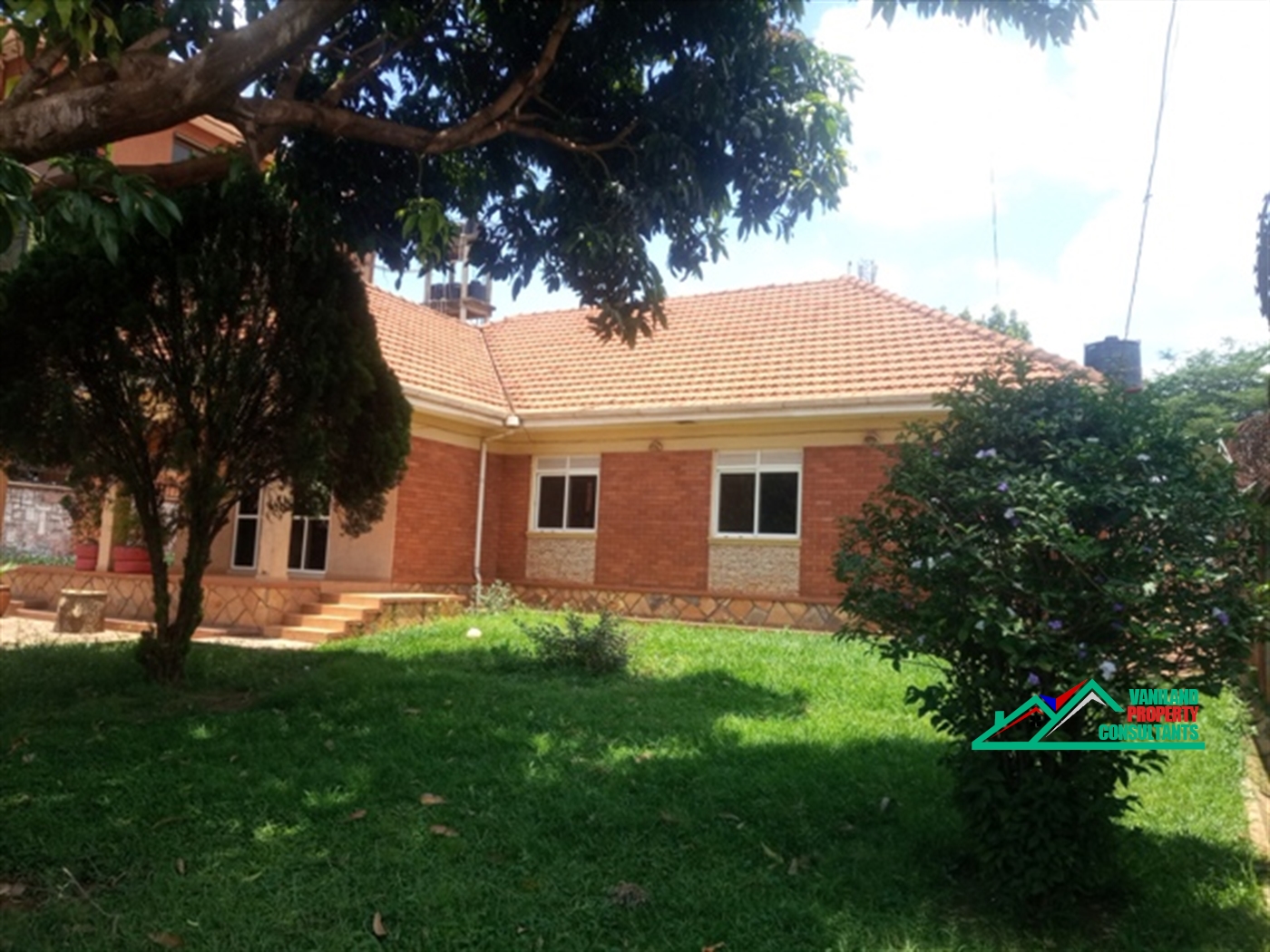 Semi Detached for rent in Ntinda Kampala