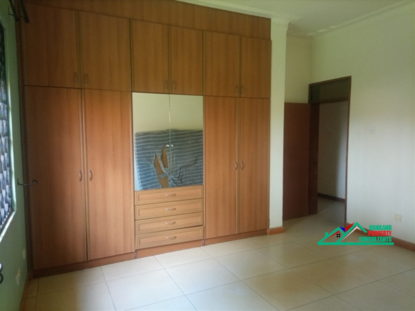 Semi Detached for rent in Ntinda Kampala