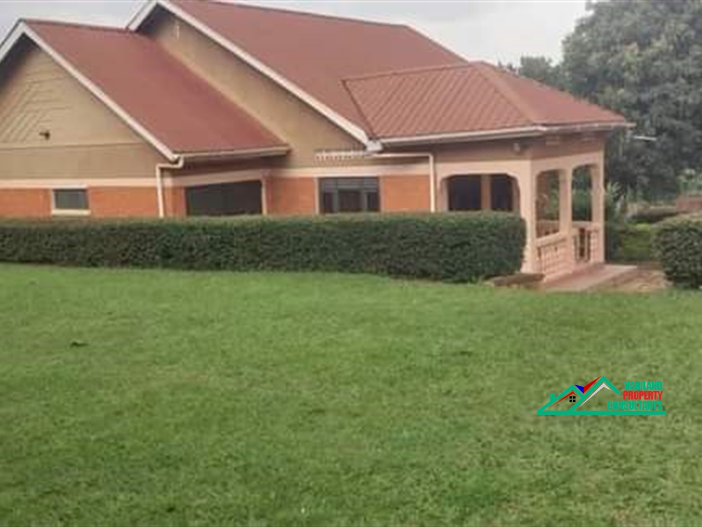 Bungalow for sale in Kisaasi Kampala