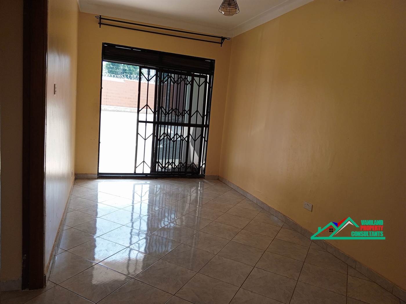 Semi Detached for rent in Kyanja Kampala