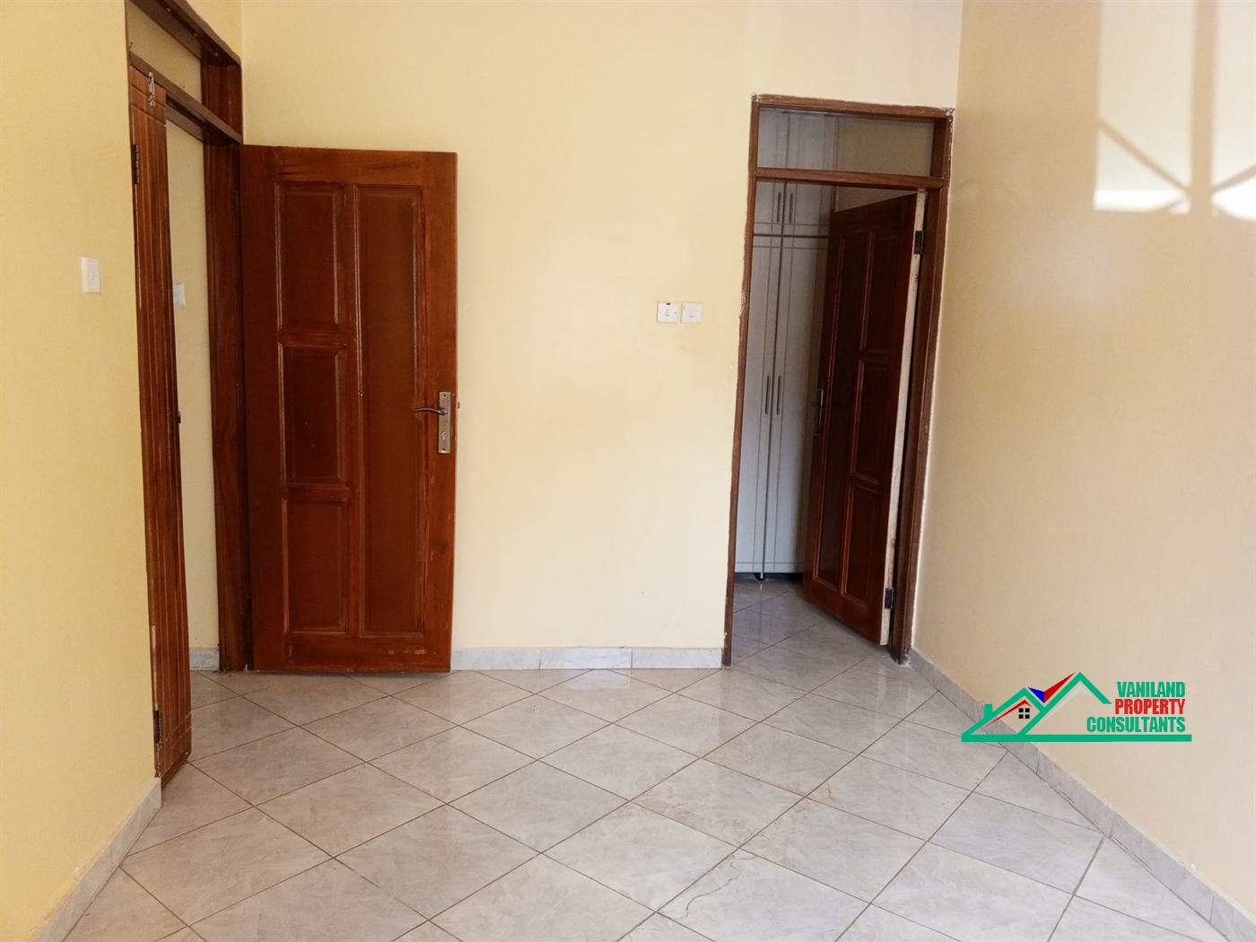 Semi Detached for rent in Kyanja Kampala