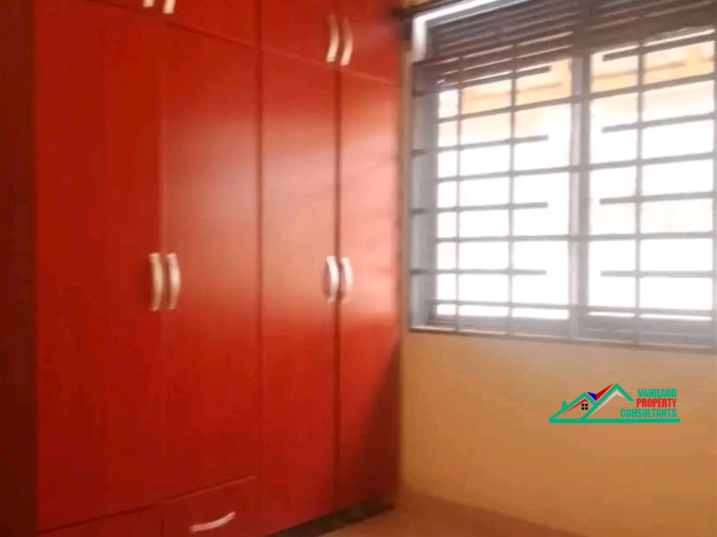 Semi Detached for rent in Mutungo Kampala